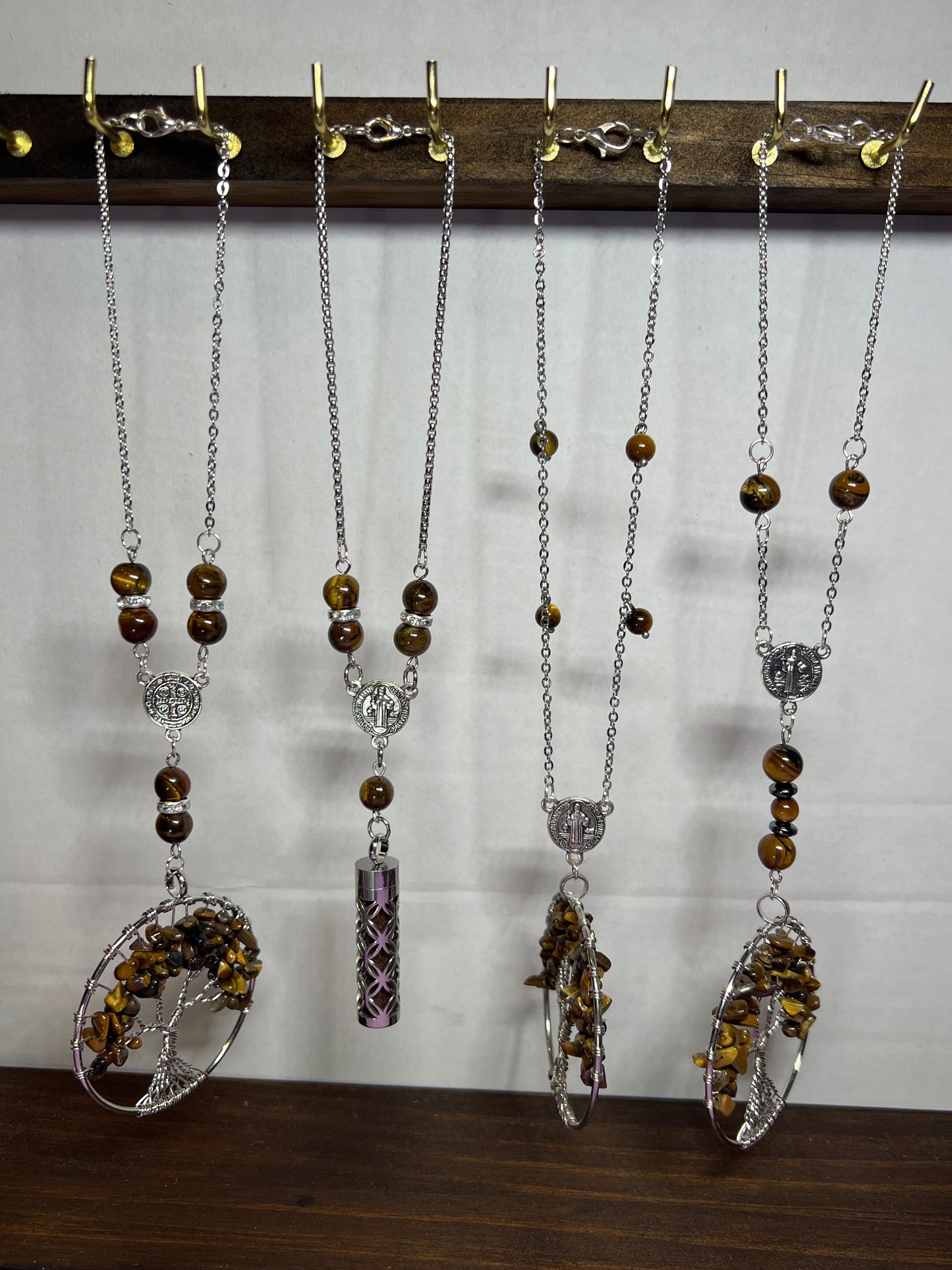 Suspension Voiture Sérénité Œil de Tigre